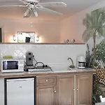 Le Memagne Wifi Gratuit Διαμέρισμα Lacuisine