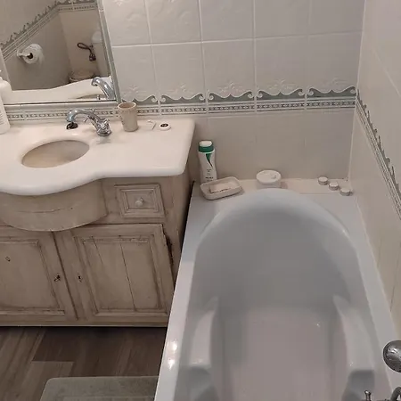 Le Memagne Apartment